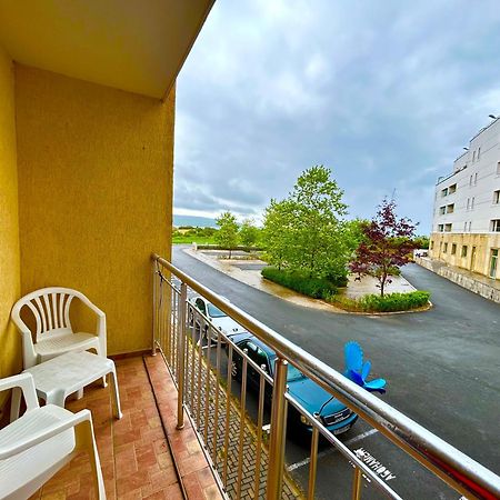 North Beach Apartments Primorsko Bagian luar foto