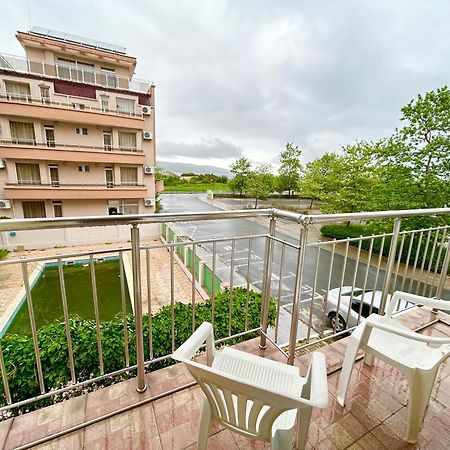 North Beach Apartments Primorsko Bagian luar foto